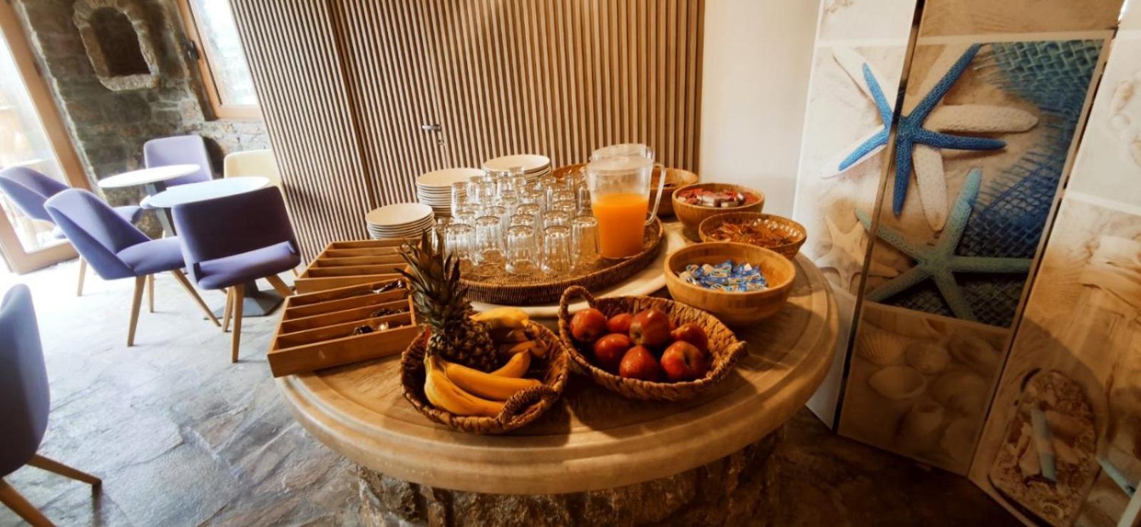 Mykonian Iros Suites & Villas Mykonos Town Bagian luar foto
