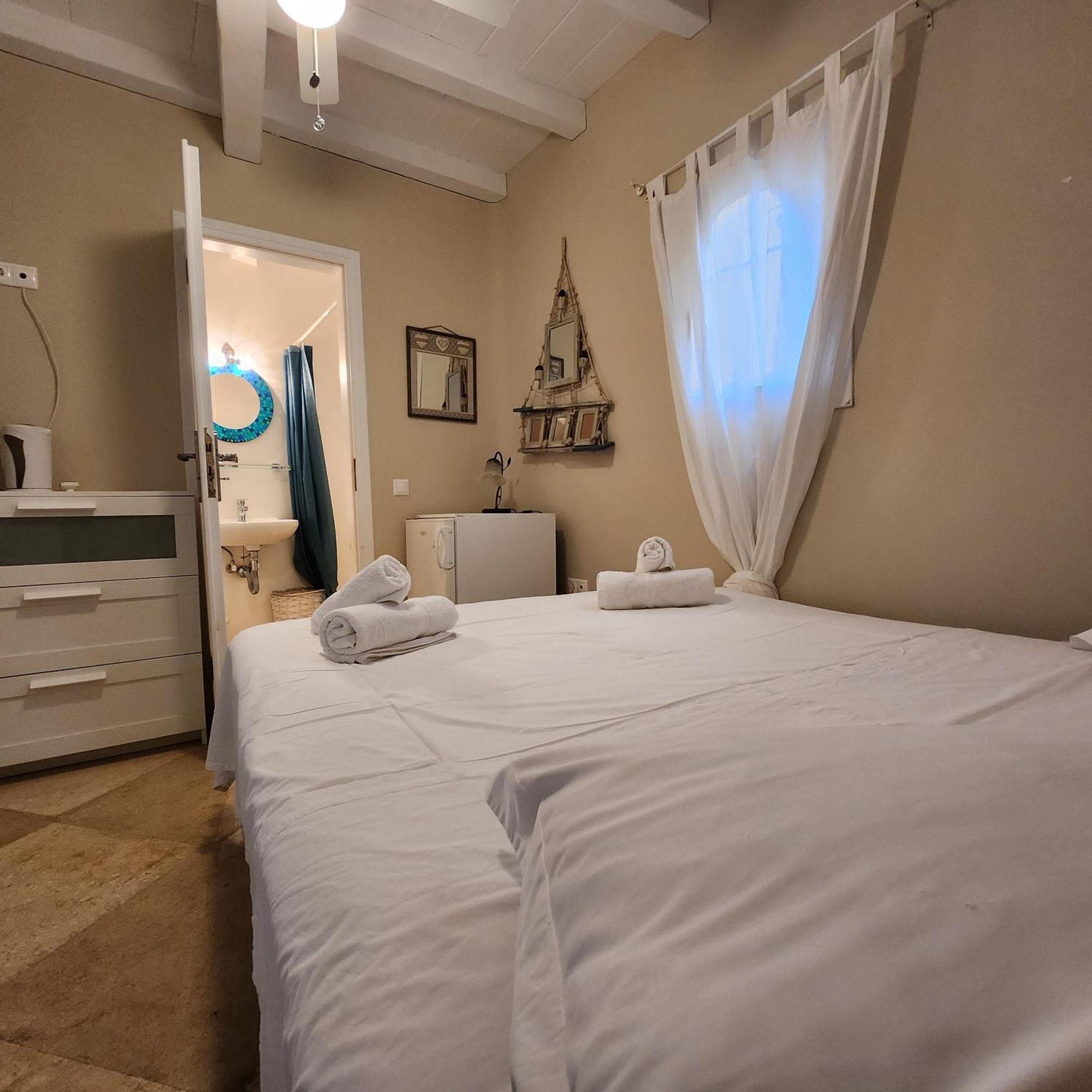 Mykonian Iros Suites & Villas Mykonos Town Bagian luar foto