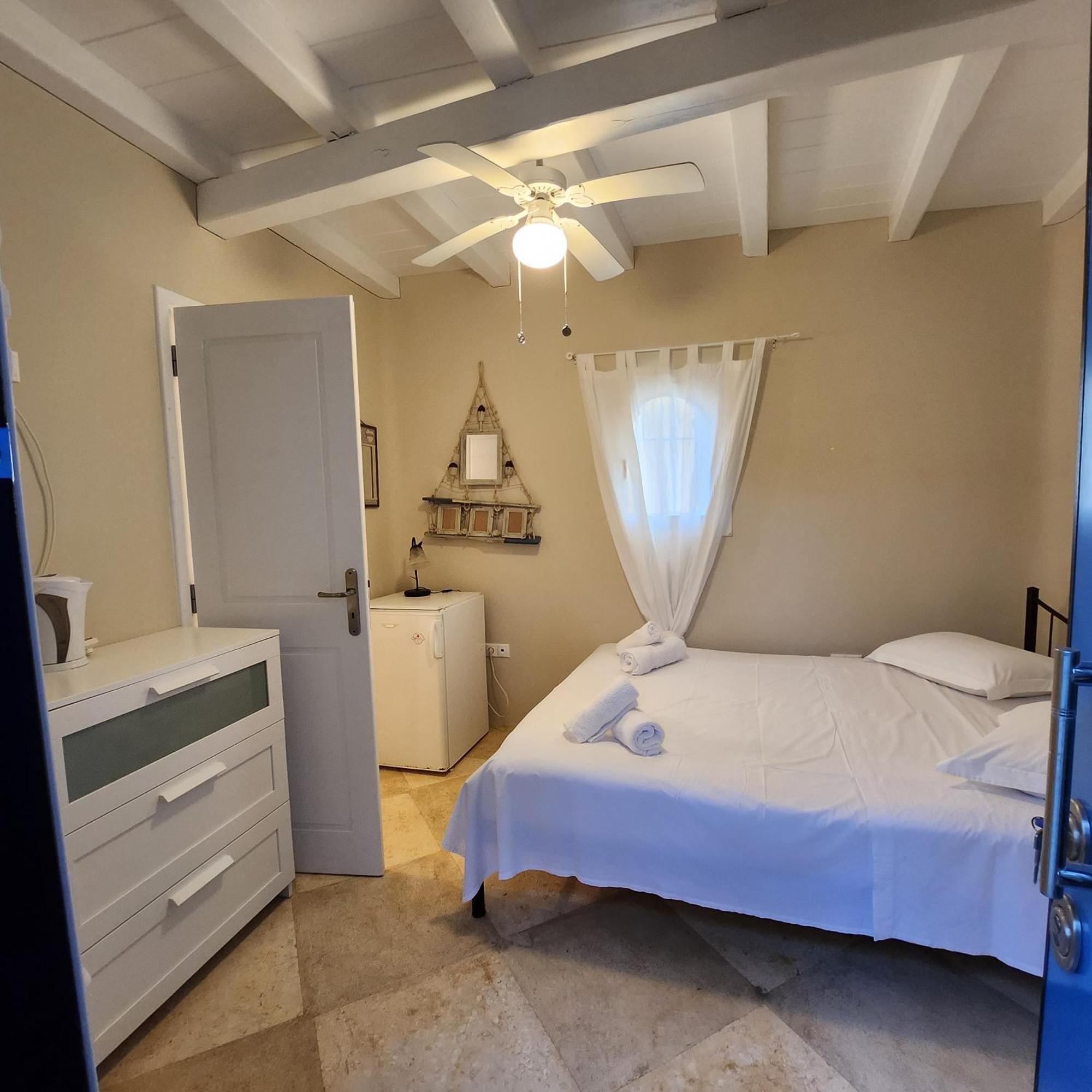 Mykonian Iros Suites & Villas Mykonos Town Bagian luar foto